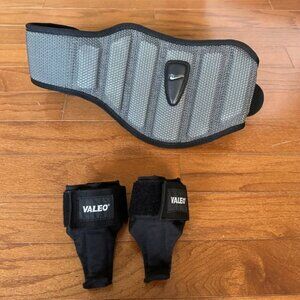 Nike Weightlifting Belt/Valeo Straps